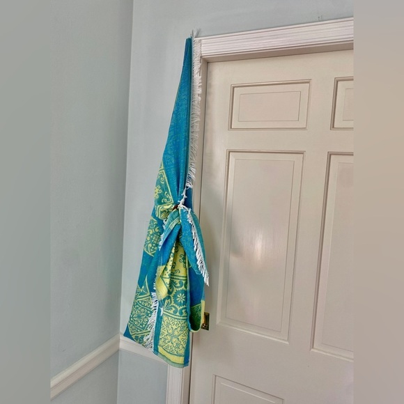 Wrap Clip Faux Wood Keep it Put - Picture 12 of 13